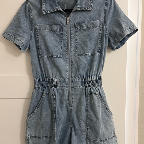 Elan Women’s 100% Cotton Denim Blue Romper Size Small - Picture 1 of 4